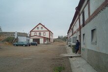 pohled na dv�r